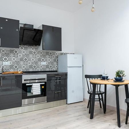 Cozy Studio Apartment 5 Min From Camp Nou Barcelone Extérieur photo