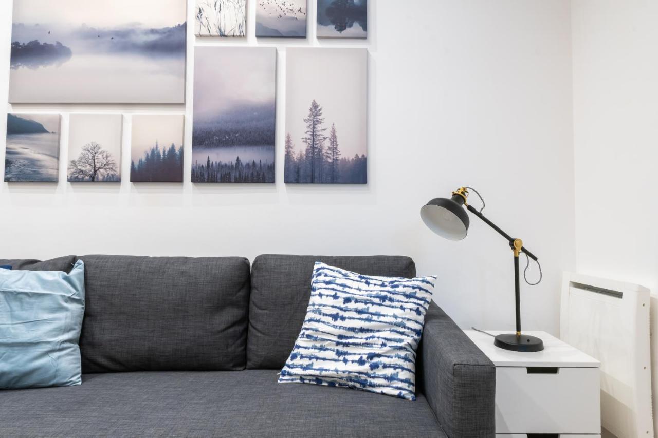 Cozy Studio Apartment 5 Min From Camp Nou Barcelone Extérieur photo